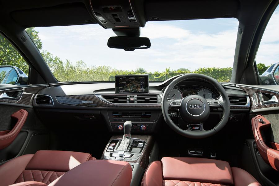 Торпедо Audi S6 Sedan (4G, C7) 2015 года  (AU) (фото 6 из 7)